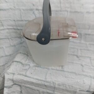 Bissell 015-9043 Tank, W/Lid Assy 1699 7901 7920 8905 8910.  B5